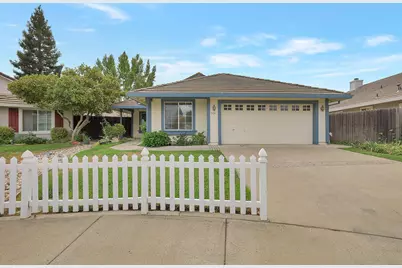1724 Deerfield Dr, Yuba City, CA 95993 - Photo 1