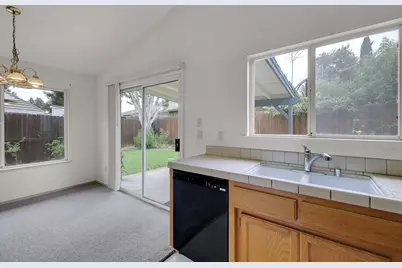 1724 Deerfield Dr, Yuba City, CA 95993 - Photo 13