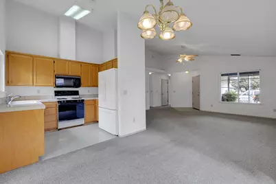 1724 Deerfield Dr, Yuba City, CA 95993 - Photo 9
