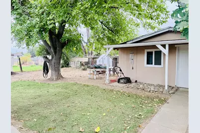 4834 Pacific Avenue, Olivehurst, CA 95961 - Photo 27
