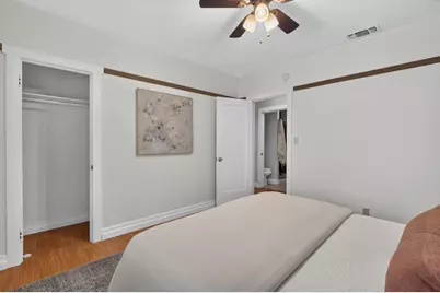 1713 Burnett Way, Sacramento, CA 95818 - Photo 29