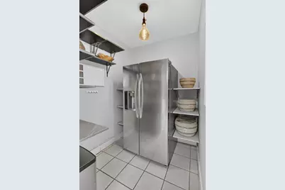 1713 Burnett Way, Sacramento, CA 95818 - Photo 23