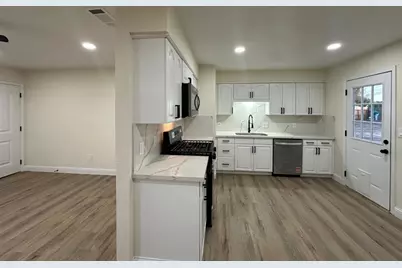 13000 Lorenzo Court, Hickman, CA 95323 - Photo 11