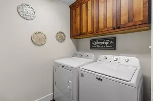 723 Stewart St, Folsom, CA 95630 - Photo 27