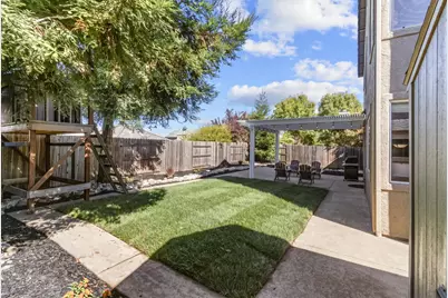 723 Stewart Street, Folsom, CA 95630 - Photo 47