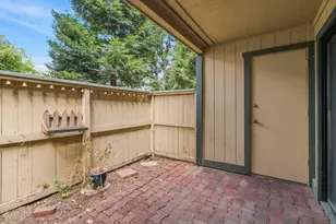 301 Del Verde Cir, Sacramento, CA 95833 - Photo 23