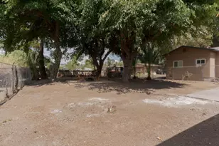 1917 Kenwood St, Sacramento, CA 95815 - Photo 19