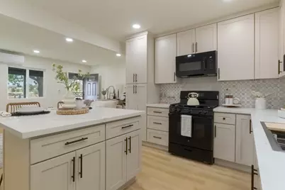 1917 Kenwood Street, Sacramento, CA 95815 - Photo 9