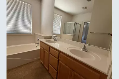 1347 Cliff Swallow Drive, Patterson, CA 95363 - Photo 11