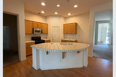 1347 Cliff Swallow Drive, Patterson, CA 95363 - Photo 23