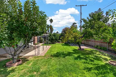 820 Park Street, Lodi, CA 95240 - Photo 21