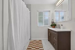 1428 Gladstone Dr, Sacramento, CA 95864 - Photo 21