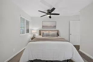 1428 Gladstone Dr, Sacramento, CA 95864 - Photo 15