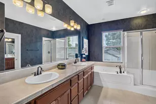 8004 Linda Isle Ln, Sacramento, CA 95831 - Photo 41