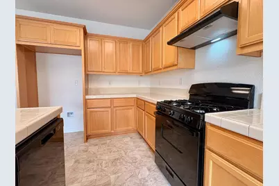 7443 Tisdale Way, Sacramento, CA 95822 - Photo 7