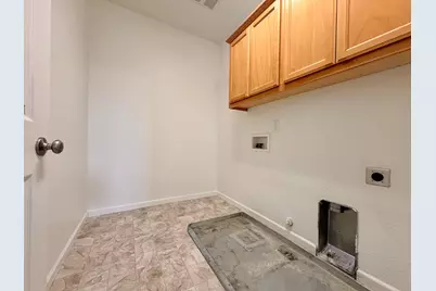 7443 Tisdale Way, Sacramento, CA 95822 - Photo 19