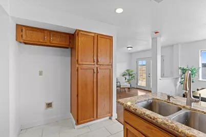 1570 Grass Valley Drive, Woodland, CA 95776 - Photo 29