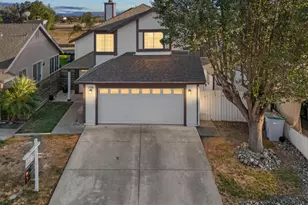 1570 Grass Valley Dr, Woodland, CA 95776 - Photo 5