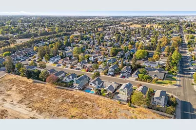 1570 Grass Valley Drive, Woodland, CA 95776 - Photo 75