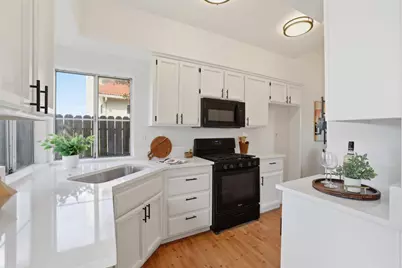 823 Claybury Court, Galt, CA 95632 - Photo 11