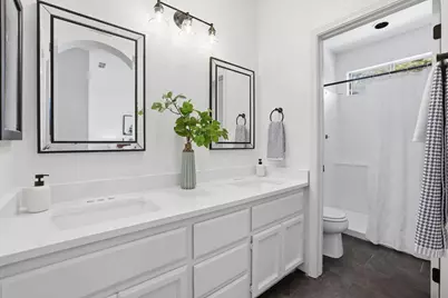 823 Claybury Court, Galt, CA 95632 - Photo 13