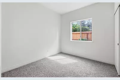 823 Claybury Court, Galt, CA 95632 - Photo 15