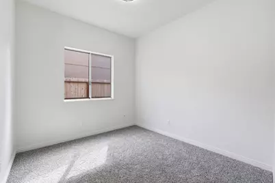823 Claybury Court, Galt, CA 95632 - Photo 19