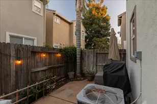 2545 Gooseberry Cir, West Sacramento, CA 95691 - Photo 29