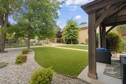 8383 Oakwood Hills Circle, Citrus Heights, CA 95610 - Photo 35