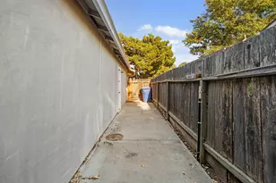 1901 Milpas Ln, Modesto, CA 95355 - Photo 25