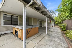 5905 Lucinda Ln, Carmichael, CA 95608 - Photo 41