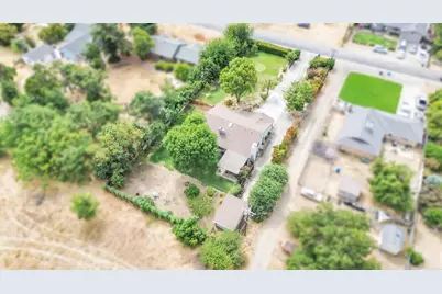 1807 Elmer Avenue, Yuba City, CA 95993 - Photo 9