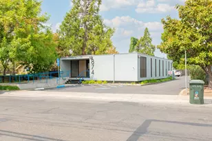 874 57th St, Sacramento, CA 95819 - Photo 3