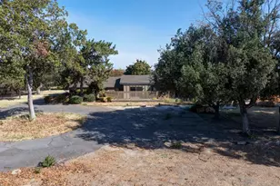 10355 Pellerin Rd, Waterford, CA 95386 - Photo 31