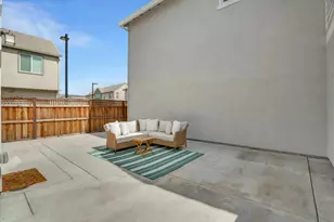 17335 Stargazer Dr, Lathrop, CA 95330 - Photo 39
