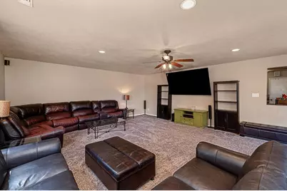 10504 Ambassador Drive, Rancho Cordova, CA 95670 - Photo 5