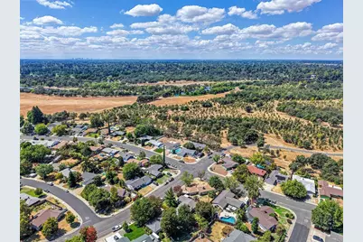 10504 Ambassador Drive, Rancho Cordova, CA 95670 - Photo 39