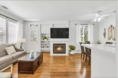 8224 Shannon Oak Lane, Elk Grove, CA 95758 - Photo 5