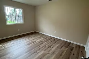 912 S Hinkley Ave, Stockton, CA 95215 - Photo 13