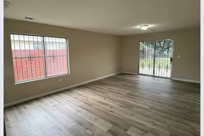912 S Hinkley Avenue, Stockton, CA 95215 - Photo 7