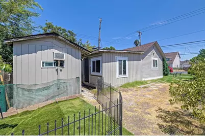5070 Martin Luther King Jr Boulevard, Sacramento, CA 95820 - Photo 23