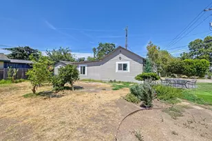 5070 Martin Luther King Jr Blvd, Sacramento, CA 95820 - Photo 21