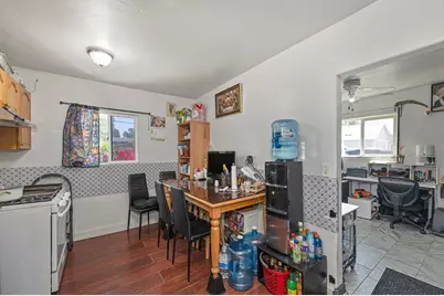 5070 Martin Luther King Jr Boulevard, Sacramento, CA 95820 - Photo 11
