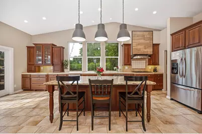 325 Diamond Oaks Road, Roseville, CA 95678 - Photo 9