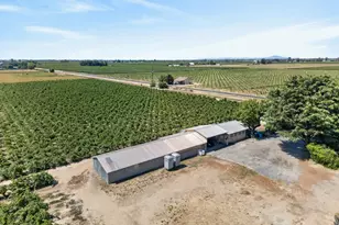 23090 N Kennefick Rd, Acampo, CA 95220 - Photo 33