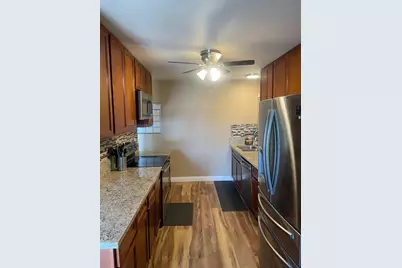 8712 Elk Way, Elk Grove, CA 95624 - Photo 7