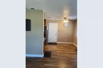 8712 Elk Way, Elk Grove, CA 95624 - Photo 5