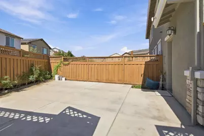 2929 Penrose Lane, Lathrop, CA 95330 - Photo 33