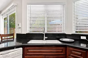 26 Rock Hill Ct, Sacramento, CA 95833 - Photo 11