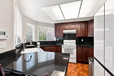 26 Rock Hill Court, Sacramento, CA 95833 - Photo 9